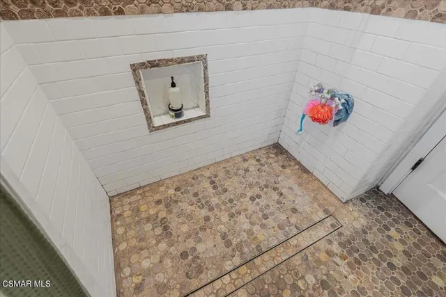 $1,225,000 | 176 North Mills Road, Ventura, CA 93003