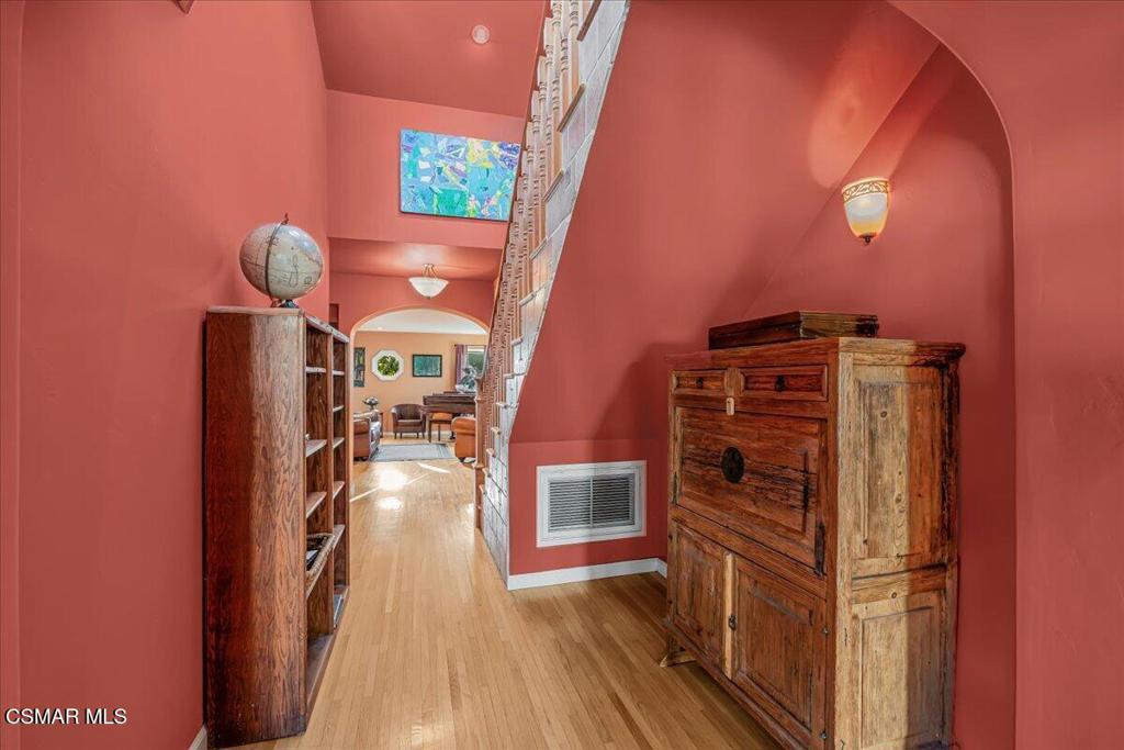 176 North Mills Road Ventura, CA 93003 - Photo 20 of 52