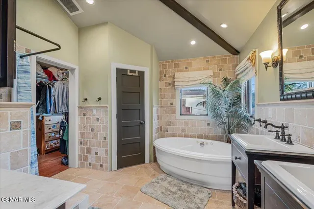 $1,225,000 | 176 North Mills Road, Ventura, CA 93003