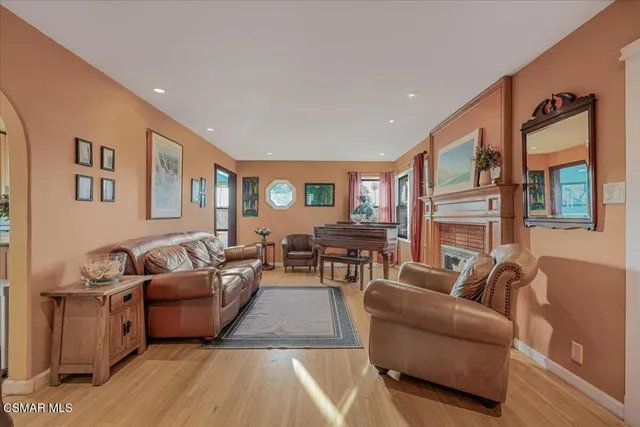 $1,225,000 | 176 North Mills Road, Ventura, CA 93003