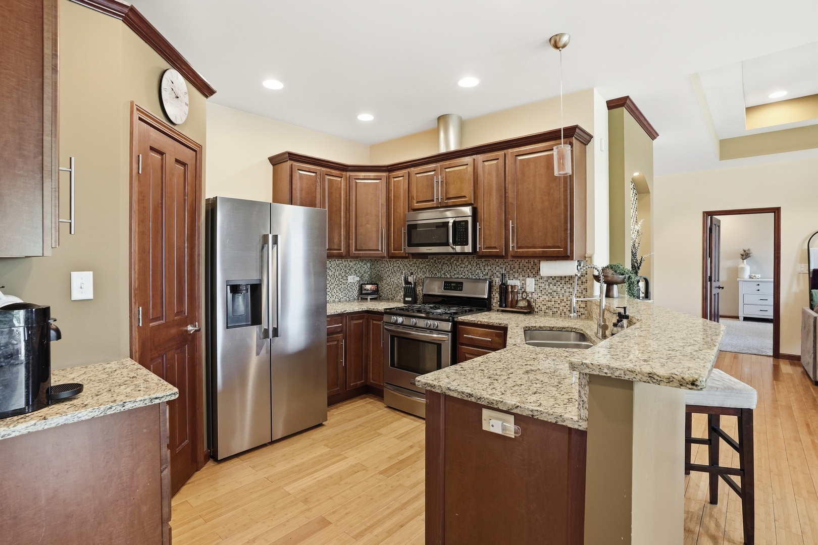 1044 Sycamore Street Beecher, IL 60401 - Photo 7 of 41