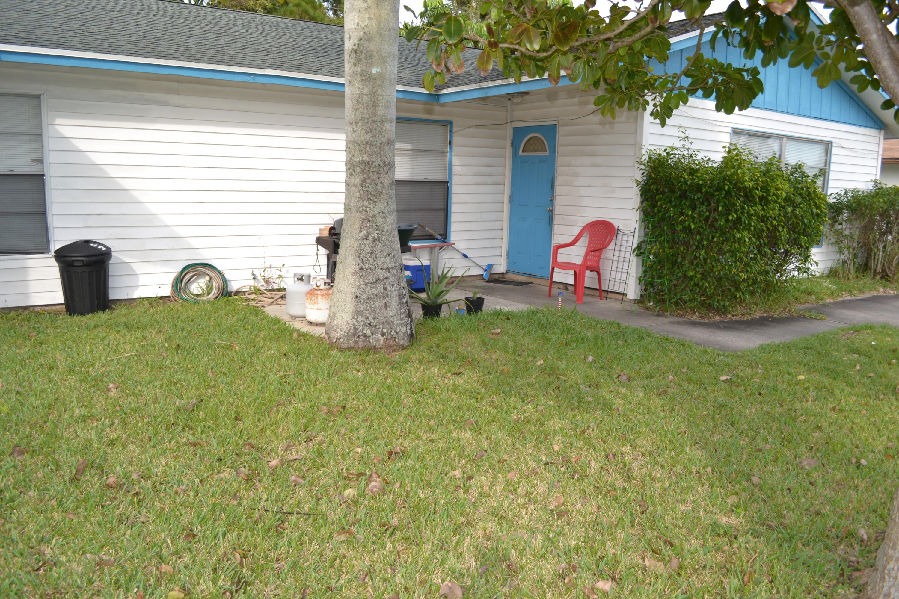 4517 Southeast Salvatori Road Stuart, FL 34997 - Photo 3 of 6 DSC_9478