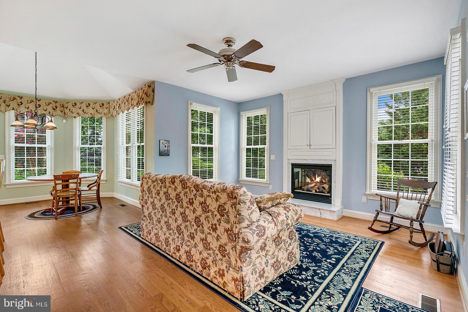 14924 Alpine Bay Loop Gainesville, VA 20155 - Photo 12 of 39 Gallery Image 12