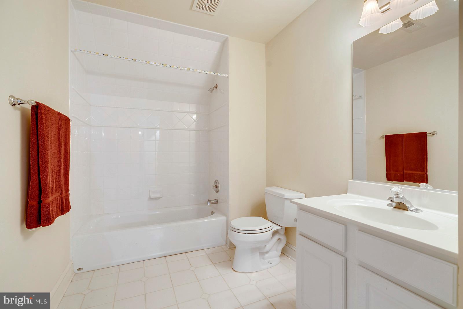 14924 Alpine Bay Loop Gainesville, VA 20155 - Photo 25 of 39 Gallery Image 25