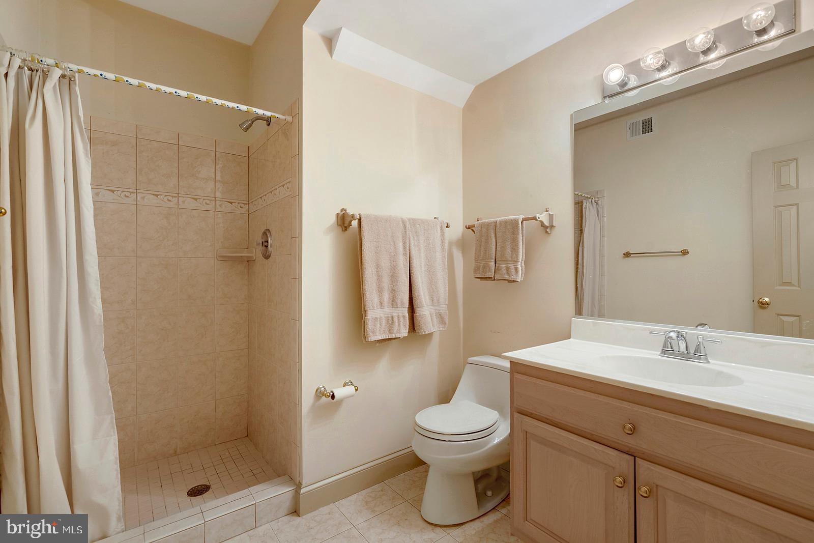 14924 Alpine Bay Loop Gainesville, VA 20155 - Photo 29 of 39 Gallery Image 29