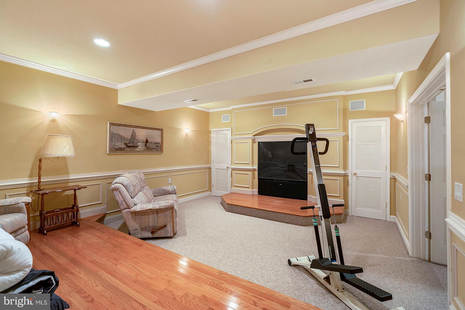14924 Alpine Bay Loop Gainesville, VA 20155 - Photo 31 of 39 Gallery Image 31