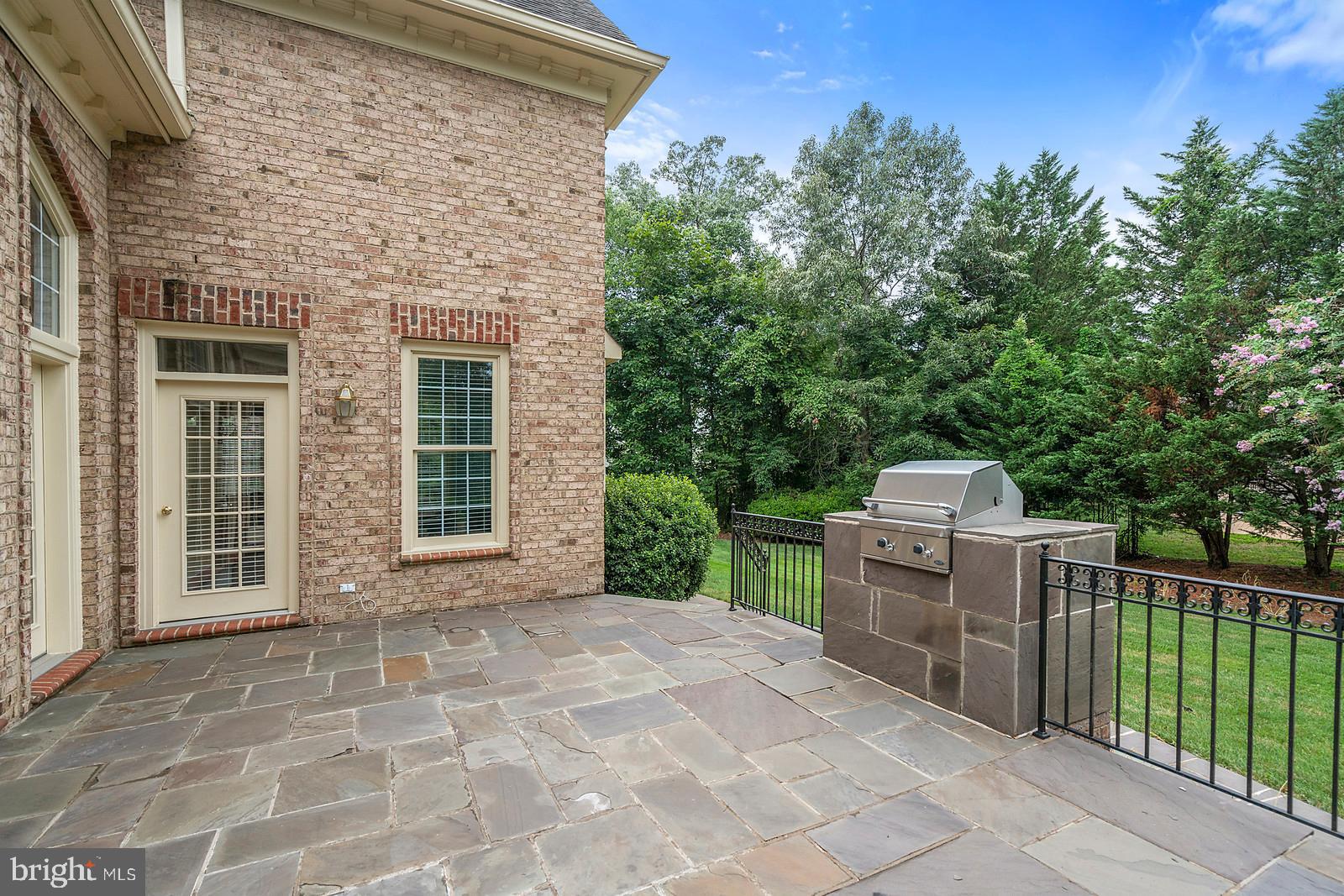 14924 Alpine Bay Loop Gainesville, VA 20155 - Photo 35 of 39 Gallery Image 35