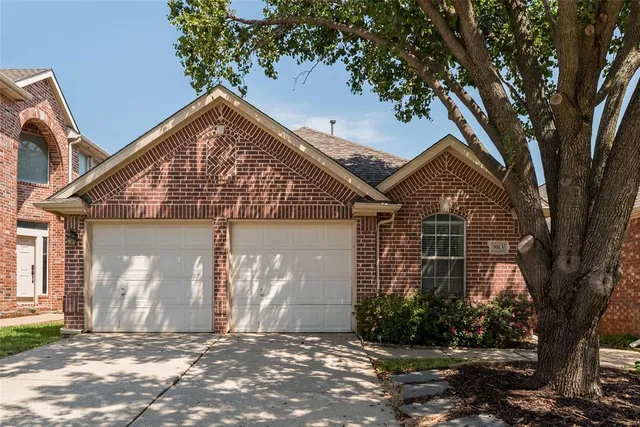 $420,000 | 3913 Fairfax Drive, Bedford, TX 76021