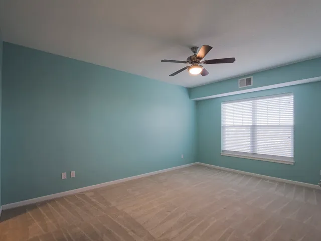 $275,000 | 2592 Middle Road, Bettendorf, IA 52722