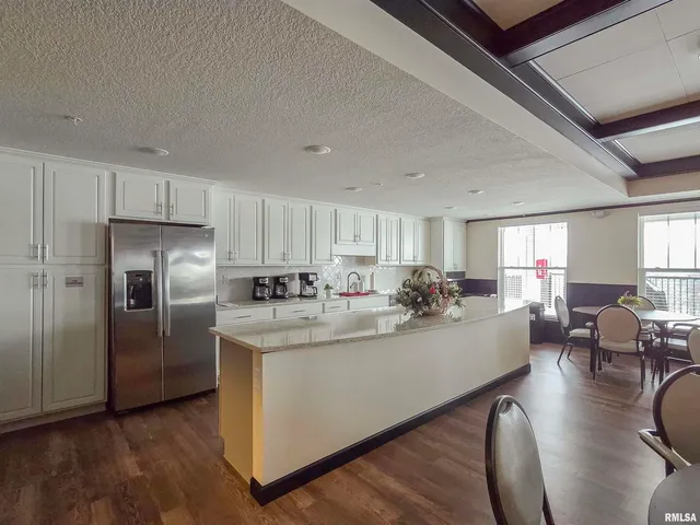 a large building with a outdoor space