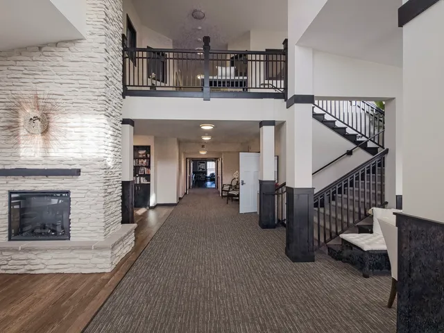 $275,000 | 2592 Middle Road, Bettendorf, IA 52722