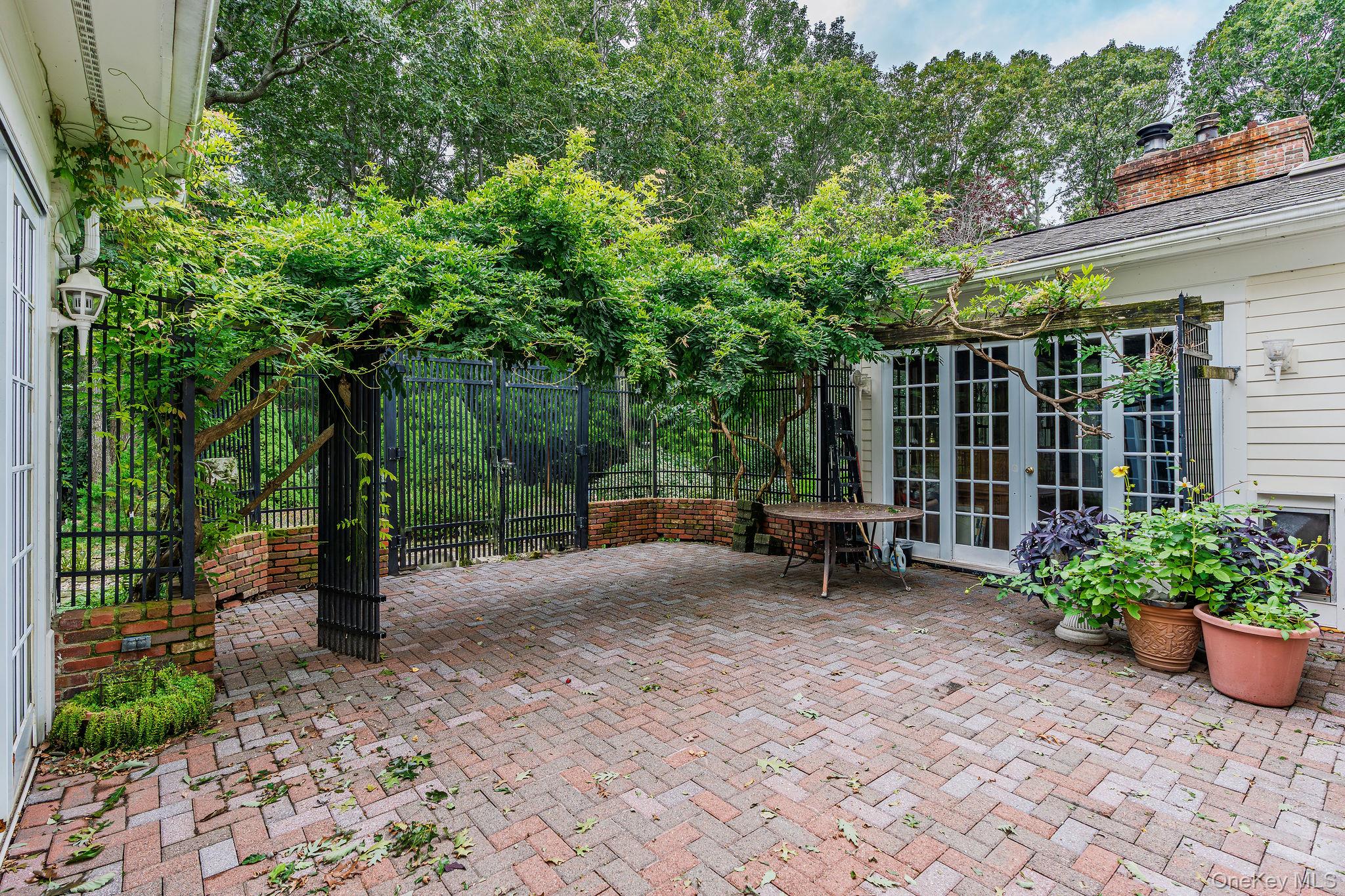9680 North Bayview Road Southold, NY 11971 - Photo 28 of 31 Gallery Image 28