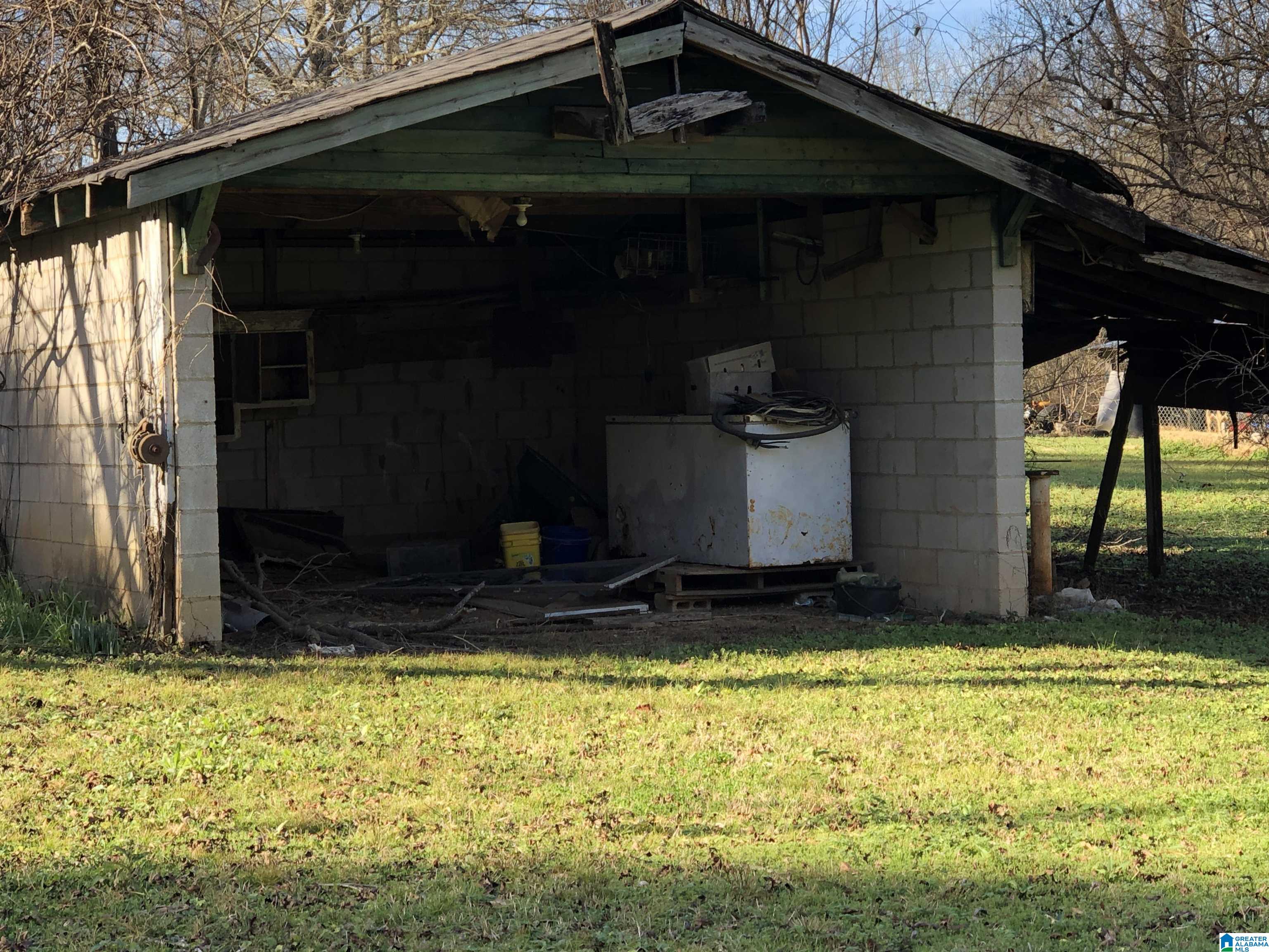 90 Old Springs Road Springville, AL 35146 - Photo 36 of 50