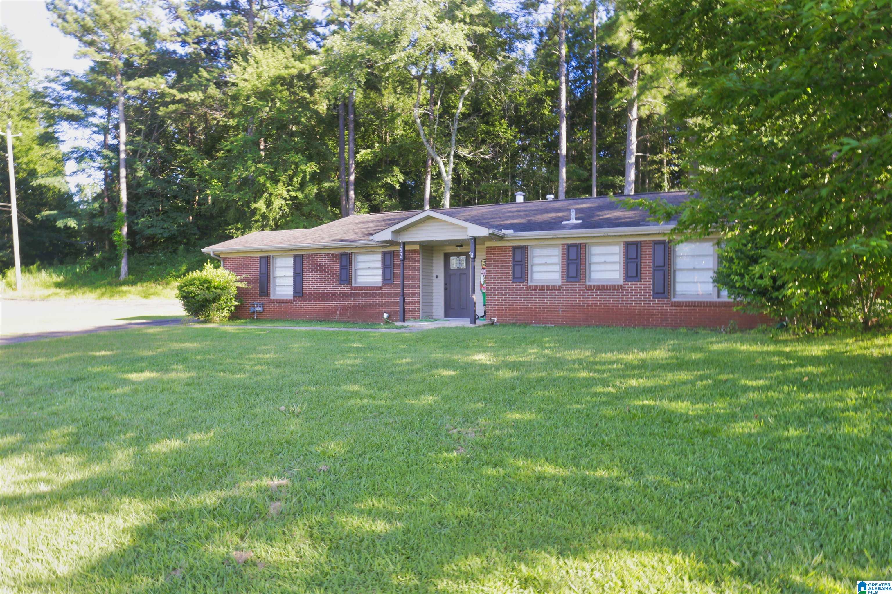 152 Wirans Road Anniston, AL 36205 - Photo 2 of 26