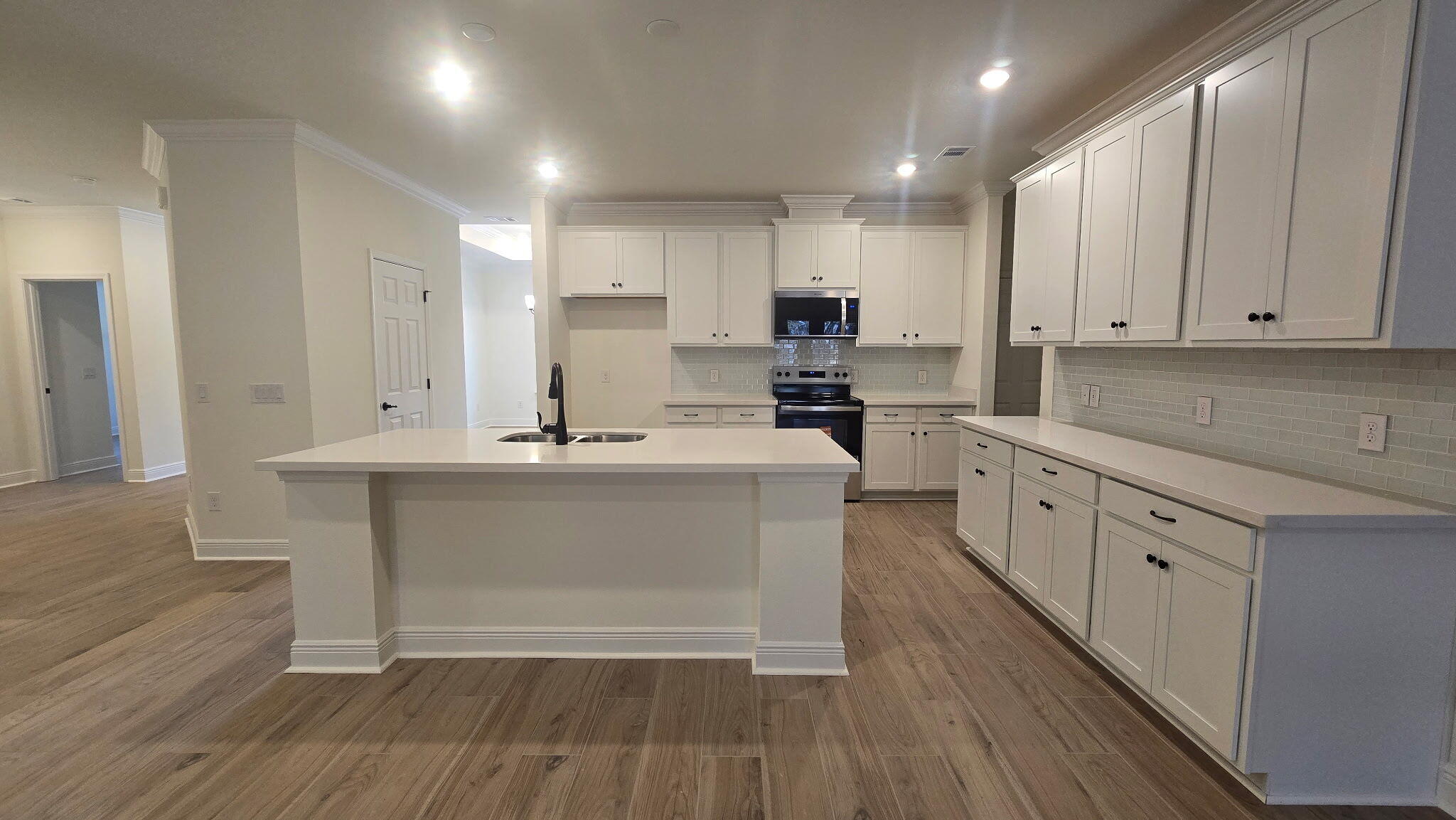 7142 Wells Avenue Navarre, FL 32566 - Photo 3 of 6