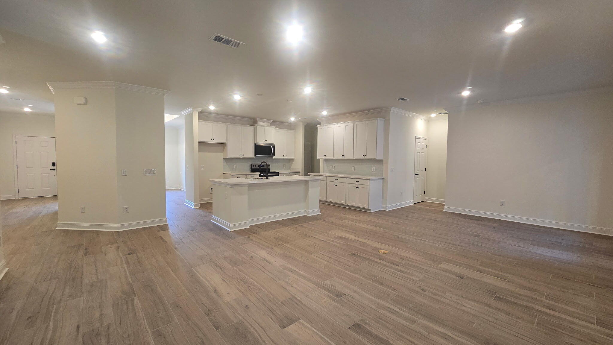 7142 Wells Avenue Navarre, FL 32566 - Photo 4 of 6