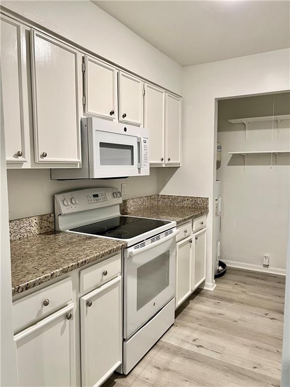 1166 Booth Road Southwest, Unit 409 Marietta, GA 30008 - Photo 12 of 13