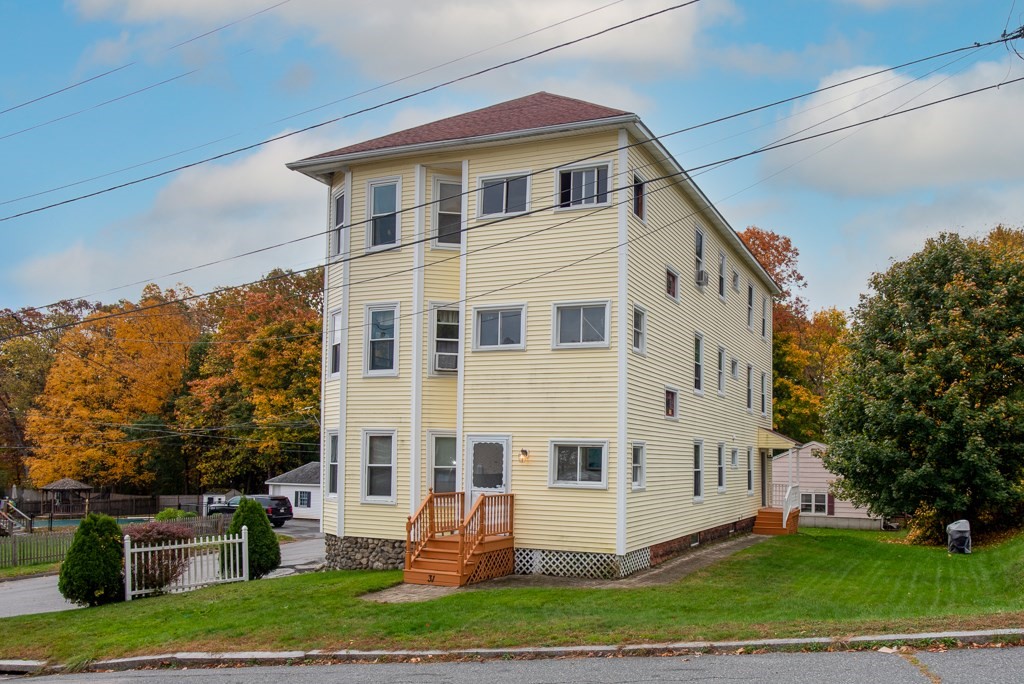 31 Forsberg Street Worcester, MA 01607 - Photo 1 of 29 Gallery Image 1