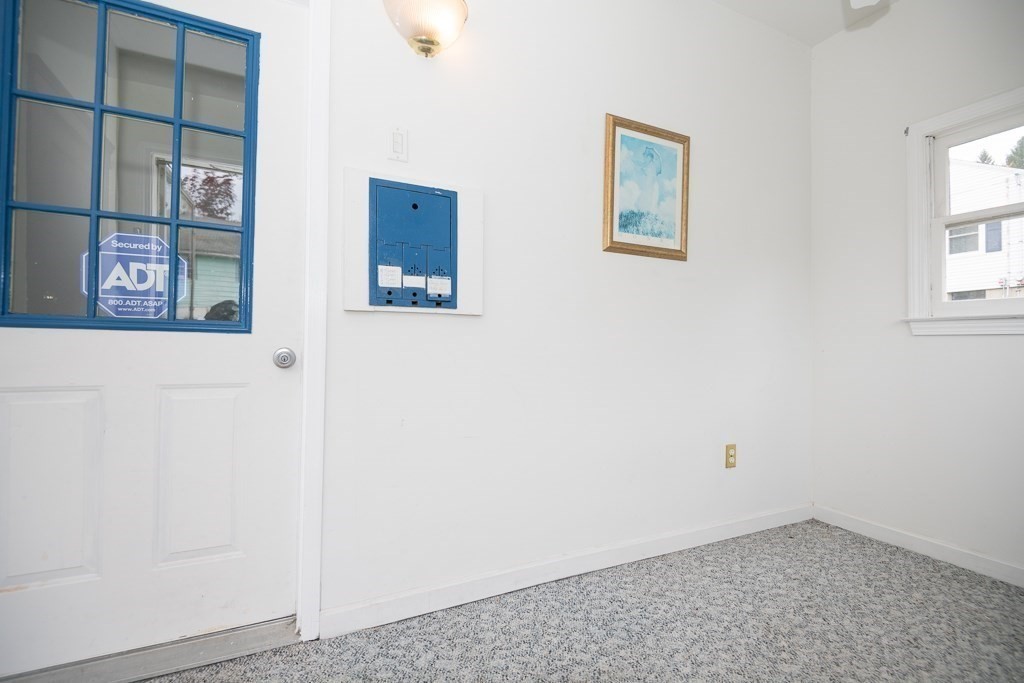 31 Forsberg Street Worcester, MA 01607 - Photo 11 of 29 Gallery Image 11
