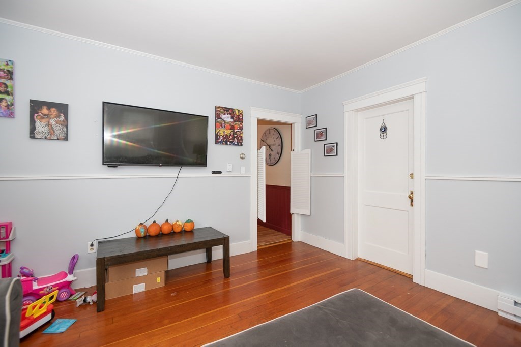 31 Forsberg Street Worcester, MA 01607 - Photo 17 of 29 Gallery Image 17