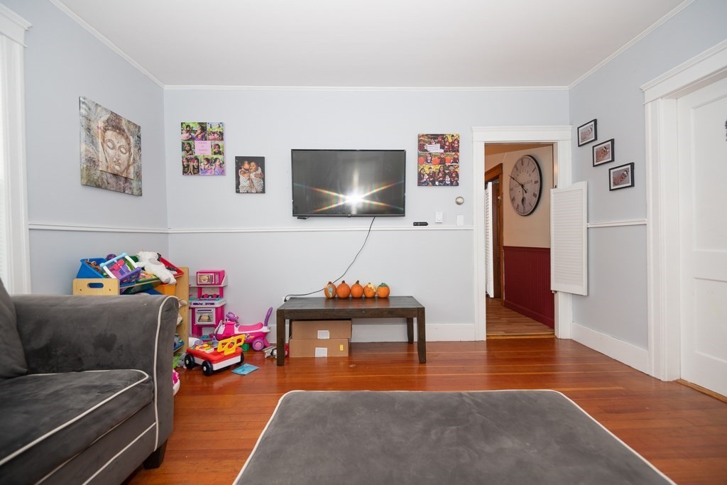 31 Forsberg Street Worcester, MA 01607 - Photo 18 of 29 Gallery Image 18