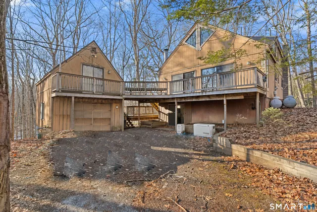 $375,000 | 134 Janeway Drive, Guilford, CT 06437