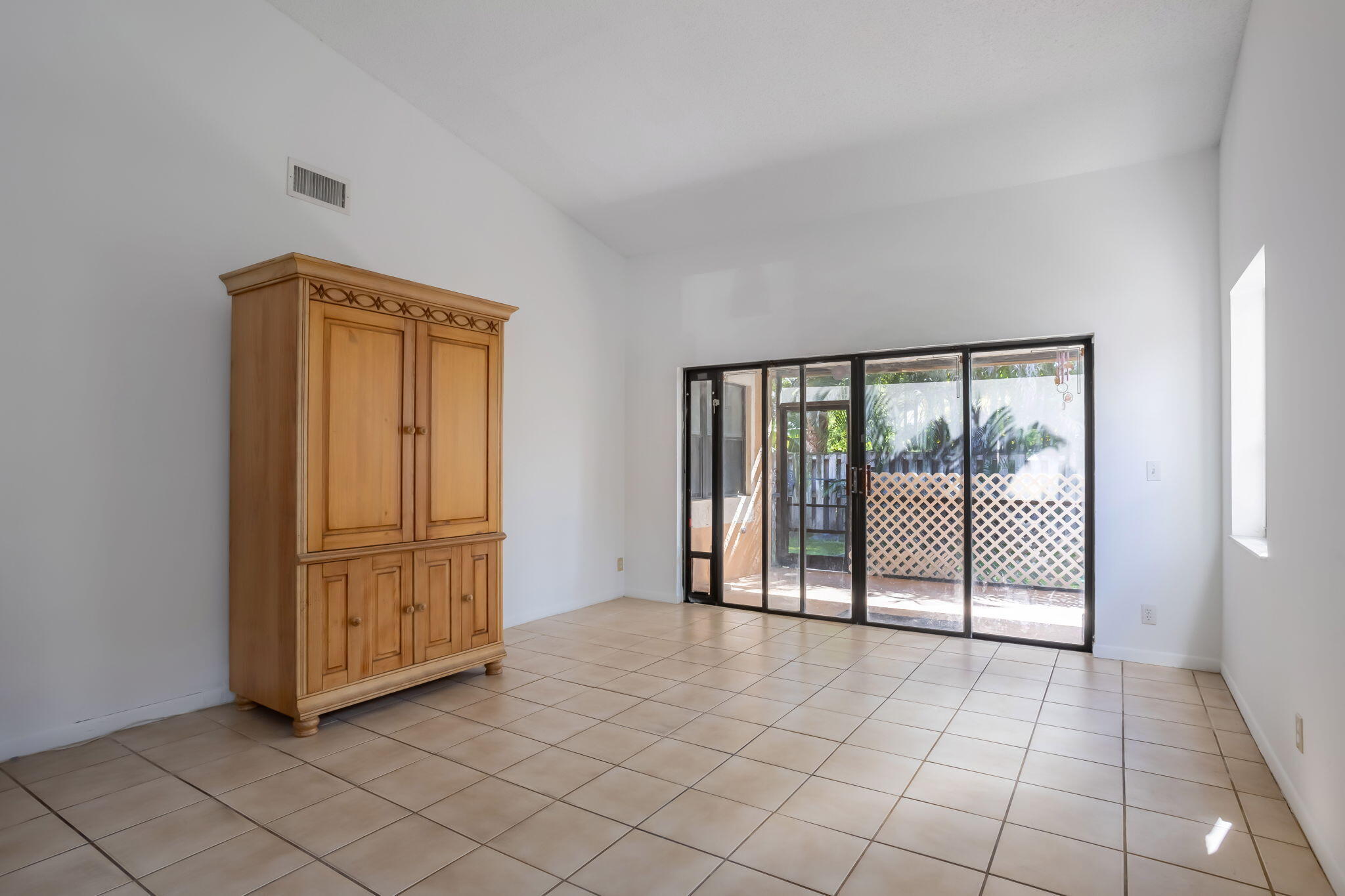 8558 Brody Way Boca Raton, FL 33433 - Photo 17 of 20 1-web-or-mls-0E2A0070-HDR
