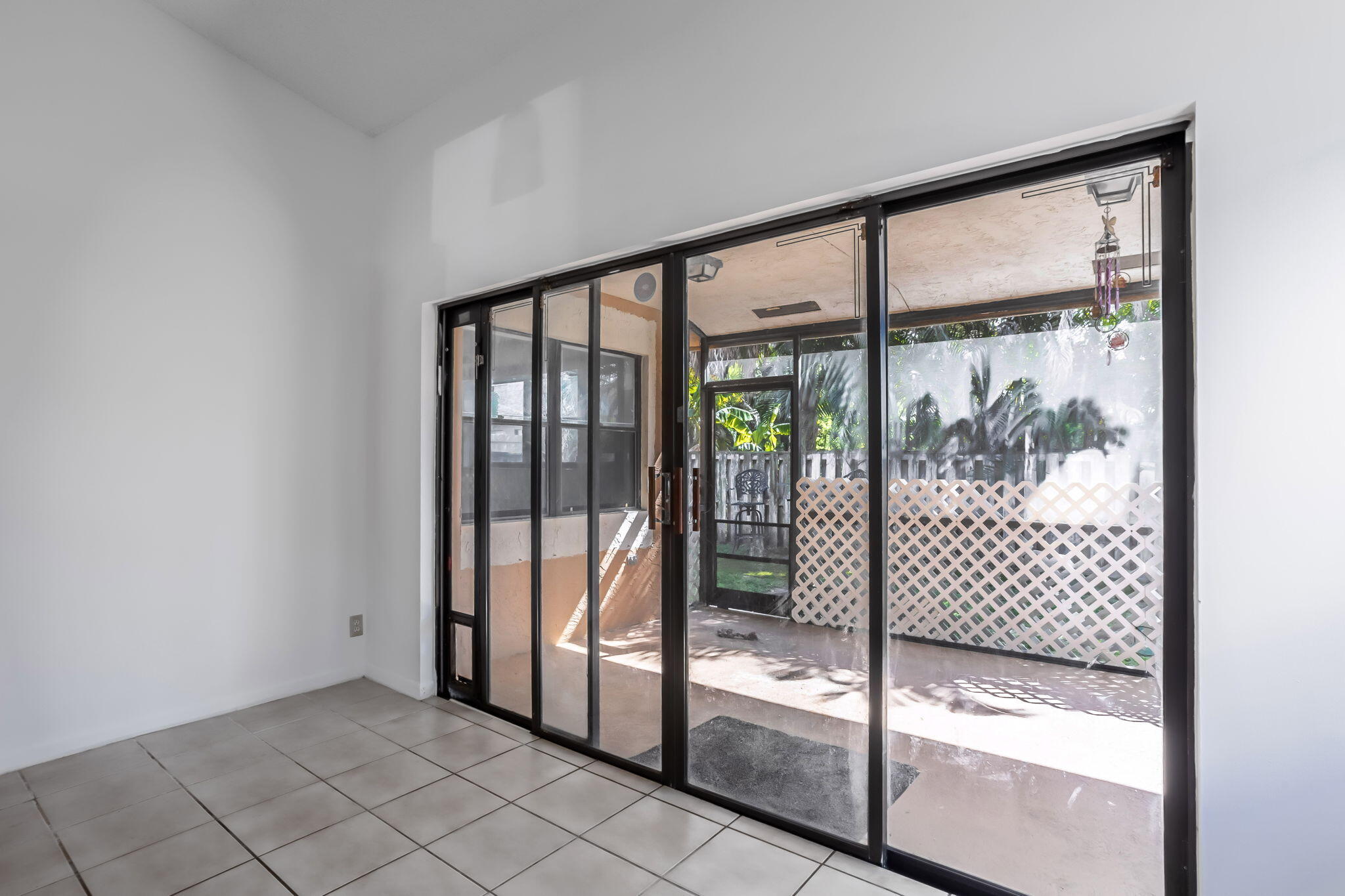 8558 Brody Way Boca Raton, FL 33433 - Photo 18 of 20 5-web-or-mls-0E2A0045-HDR