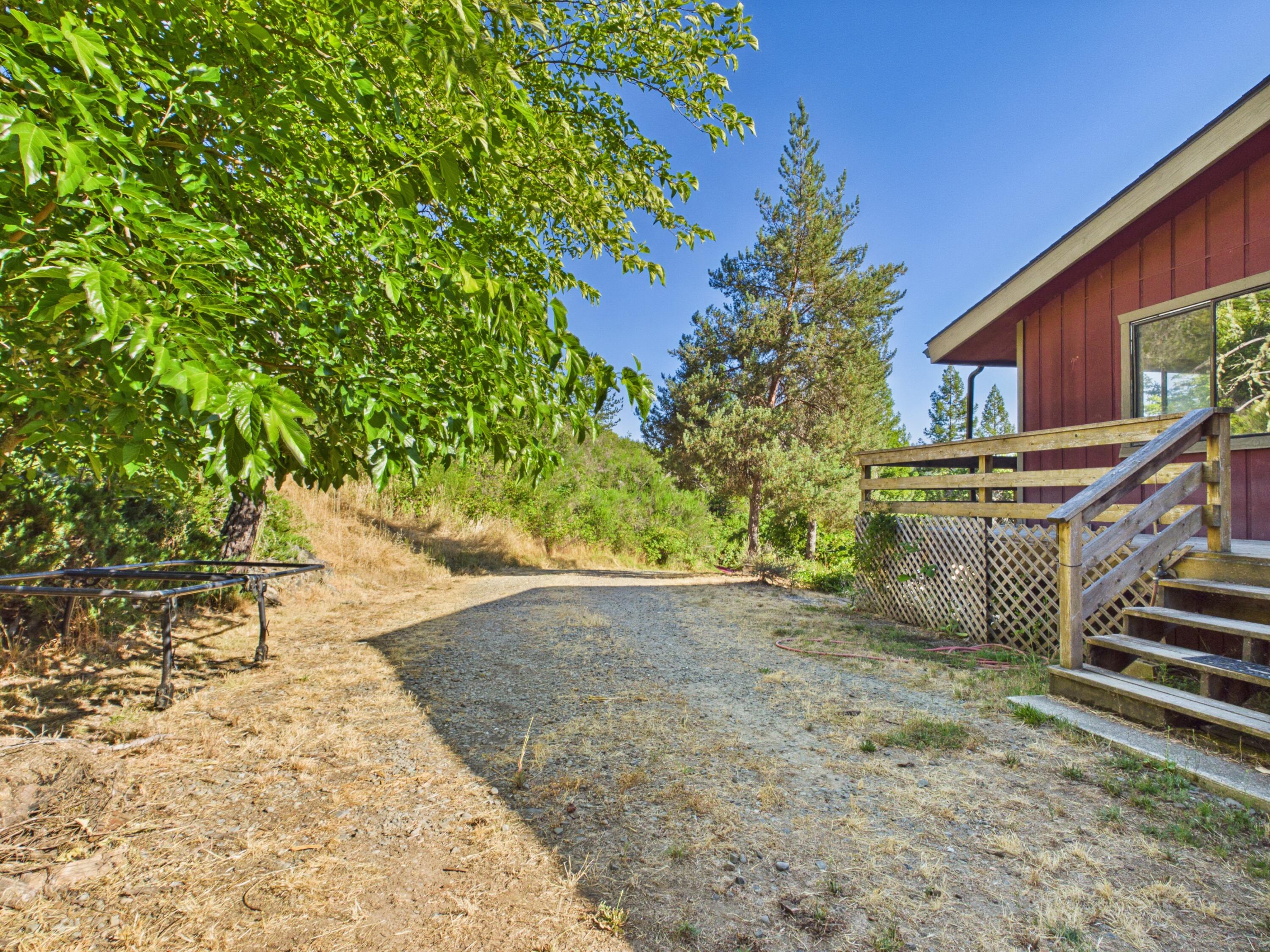 133 Arthur Road Garberville, CA 95542 - Photo 41 of 60