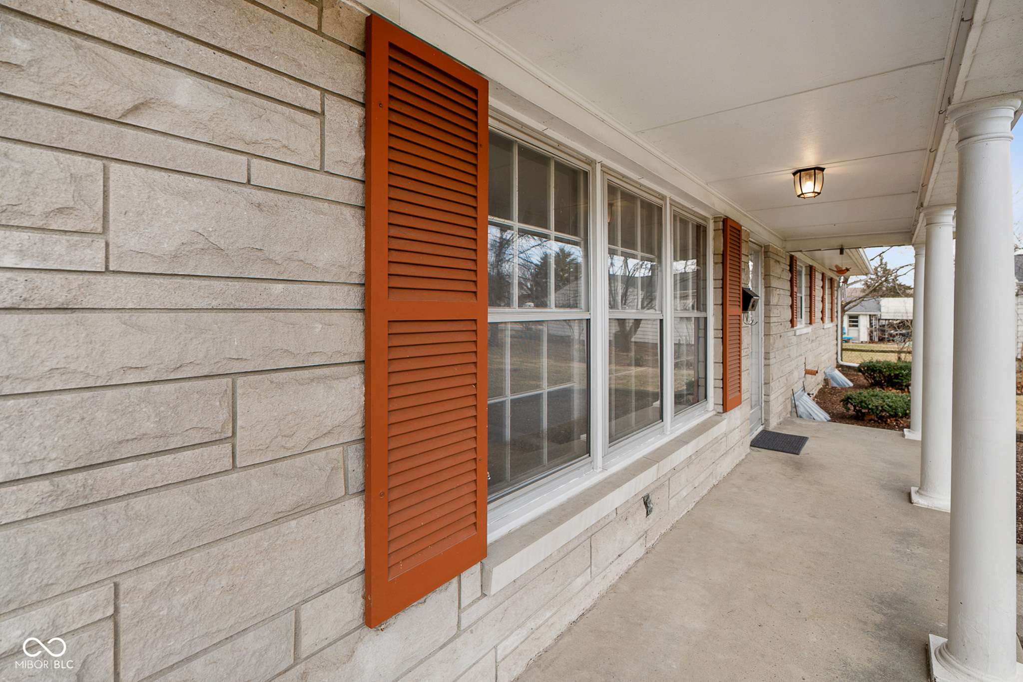 2215 Albany Street Beech Grove, IN 46107 - Photo 13 of 59