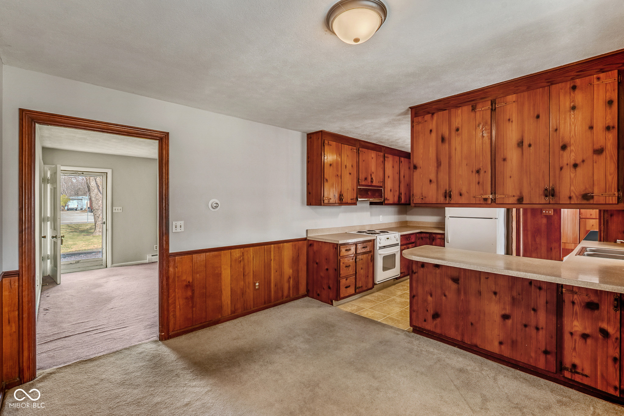 2215 Albany Street Beech Grove, IN 46107 - Photo 18 of 59