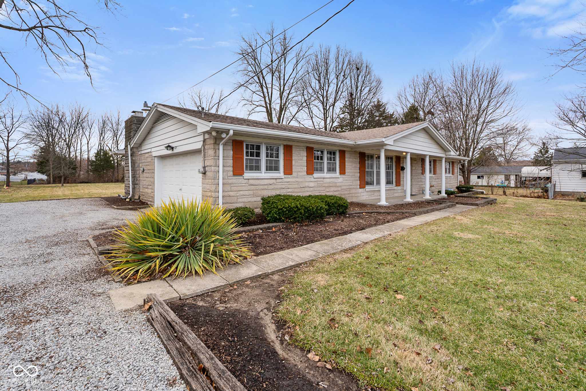 2215 Albany Street Beech Grove, IN 46107 - Photo 2 of 59