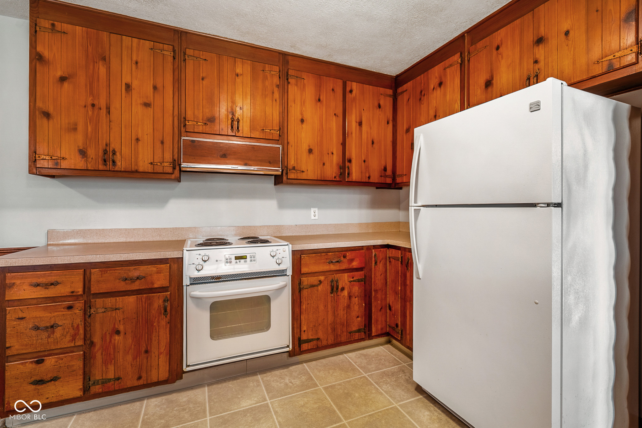 2215 Albany Street Beech Grove, IN 46107 - Photo 22 of 59