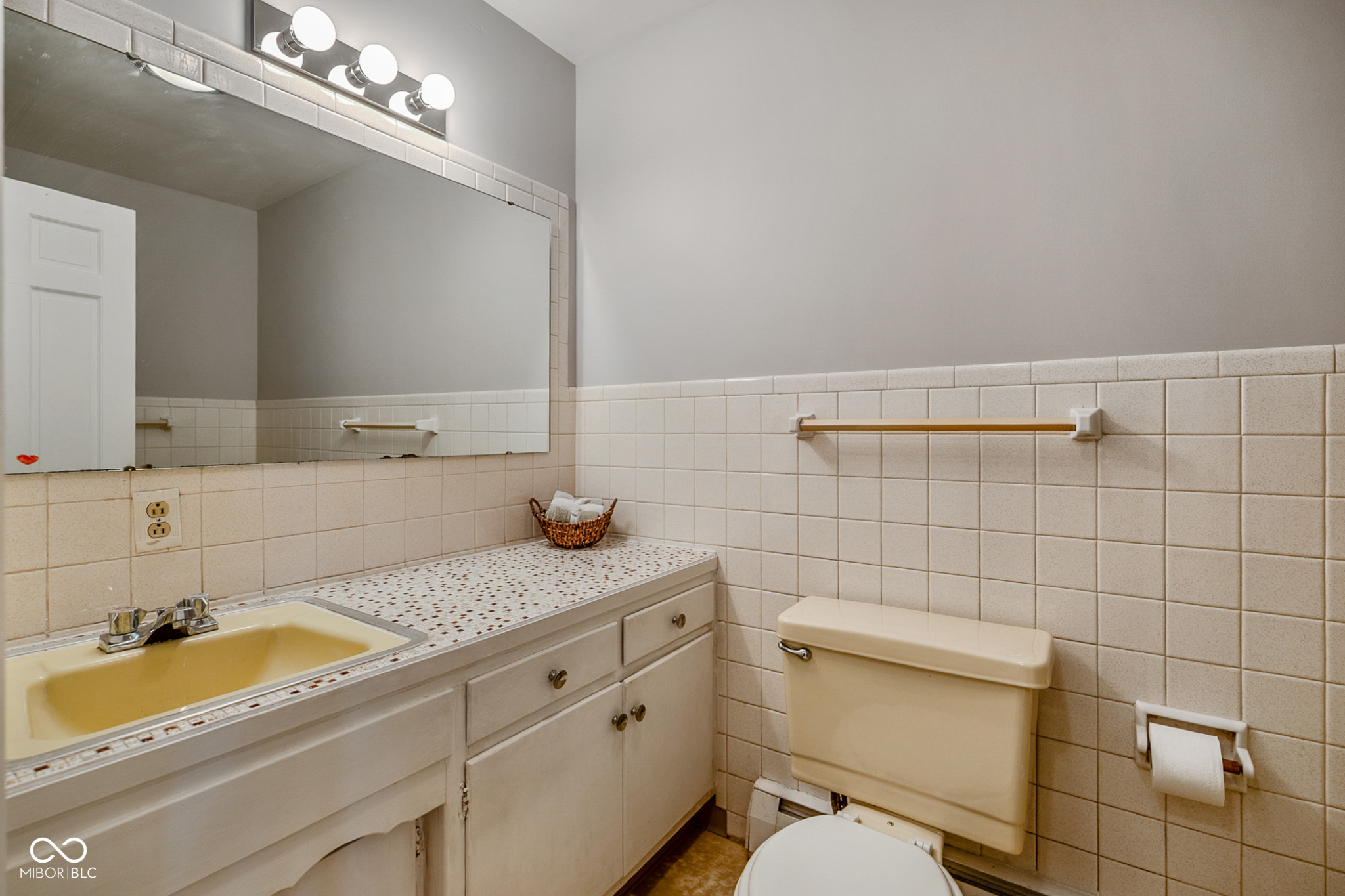 2215 Albany Street Beech Grove, IN 46107 - Photo 34 of 59