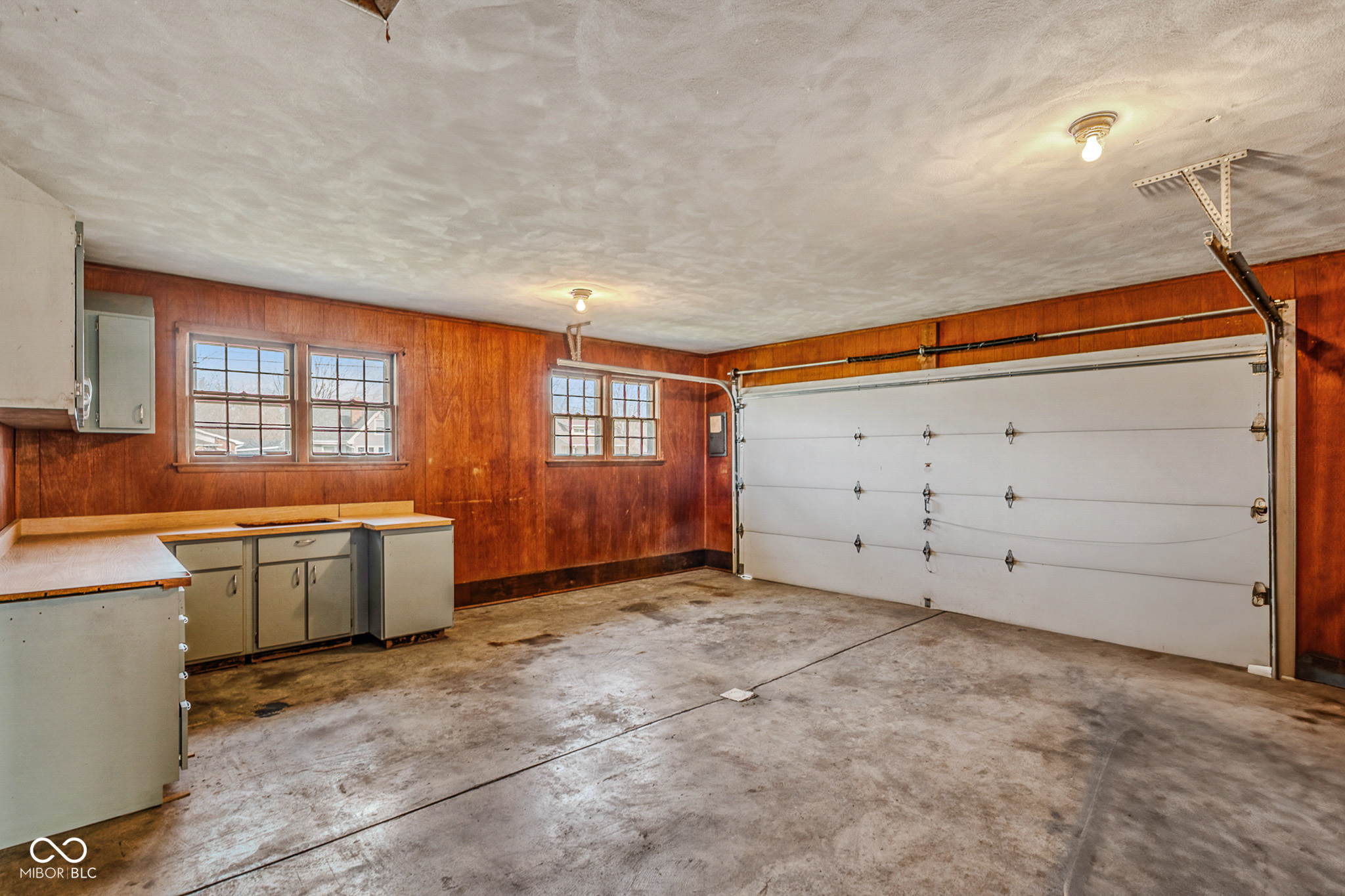 2215 Albany Street Beech Grove, IN 46107 - Photo 48 of 59