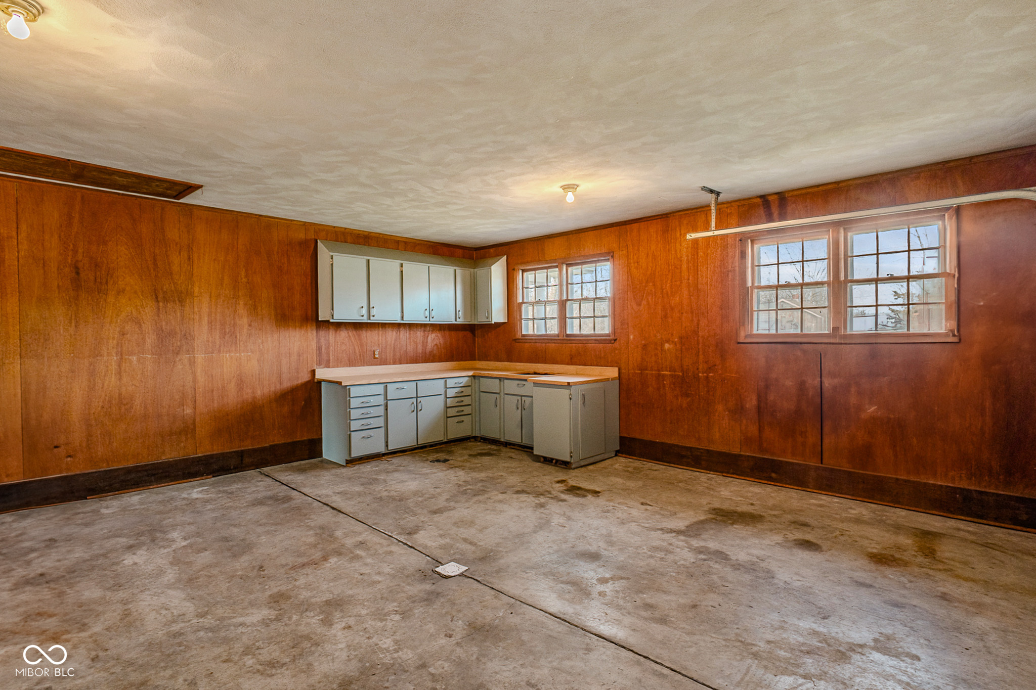 2215 Albany Street Beech Grove, IN 46107 - Photo 49 of 59