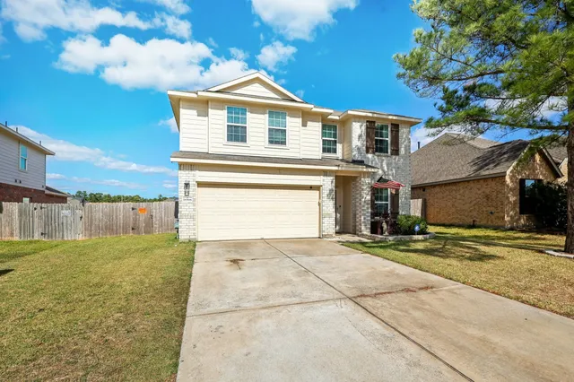 $340,000 | 18598 Legend Oaks Drive, Magnolia, TX 77355