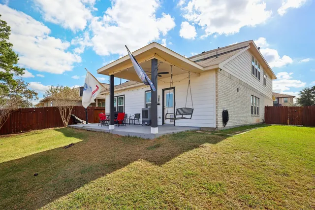 $340,000 | 18598 Legend Oaks Drive, Magnolia, TX 77355