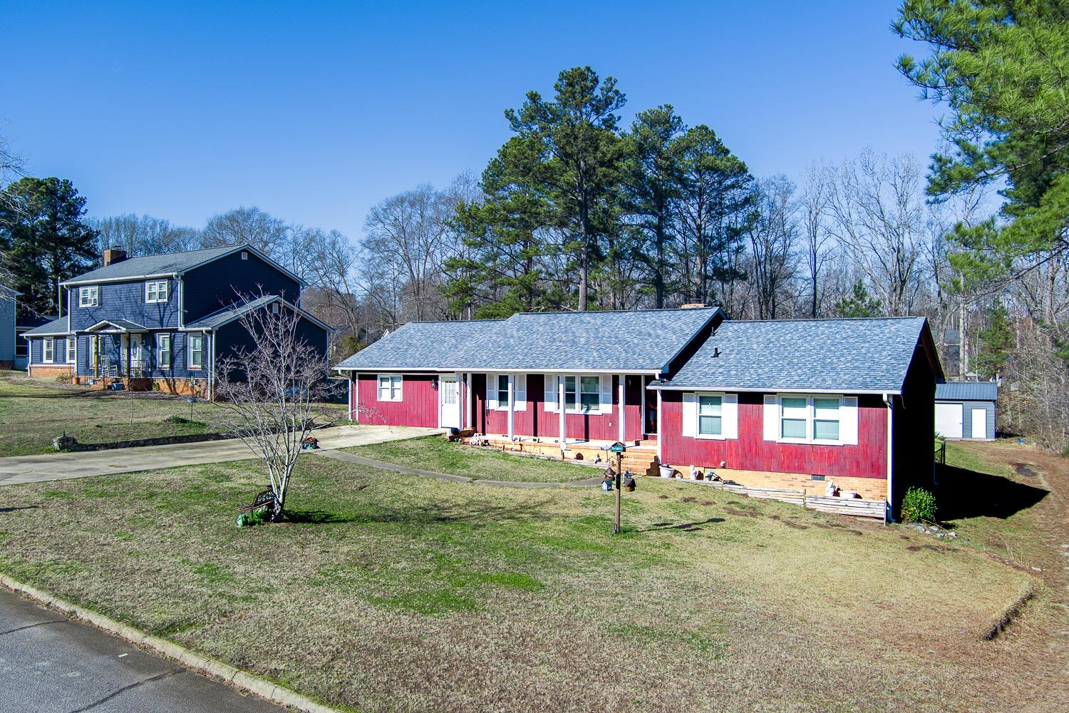 325 Shoally Ridge Drive Boiling Springs, SC 29316 - Photo 2 of 26