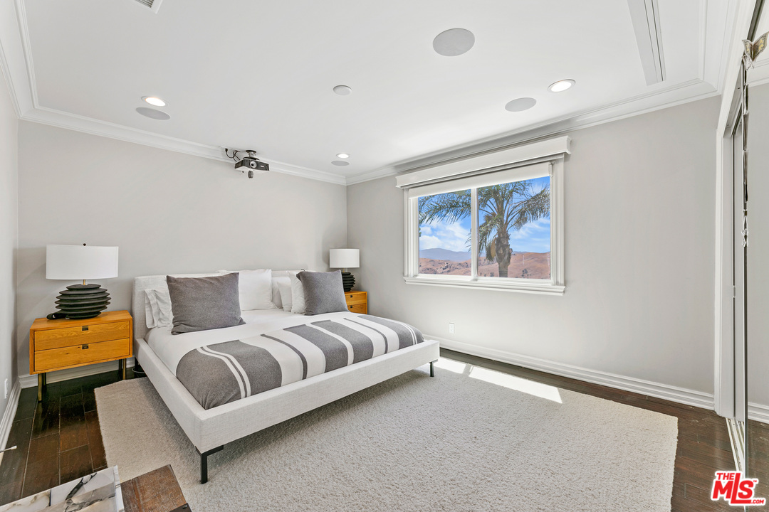 343 Bell Cyn Road Bell Canyon, CA 91307 - Photo 15 of 40 Gallery Image 15