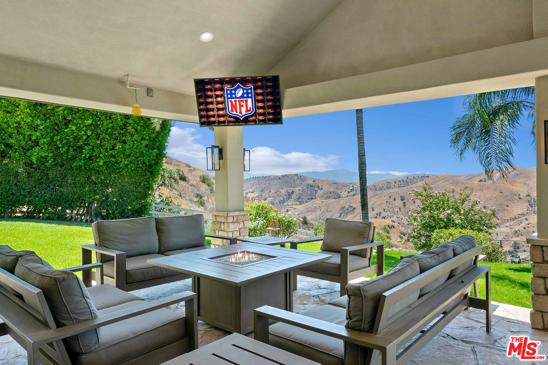 343 Bell Cyn Road Bell Canyon, CA 91307 - Photo 30 of 40 Gallery Image 30