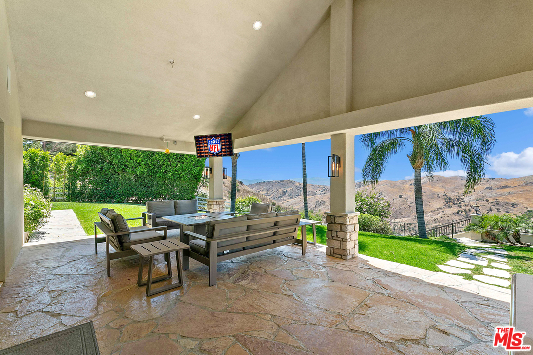 343 Bell Cyn Road Bell Canyon, CA 91307 - Photo 33 of 40 Gallery Image 33