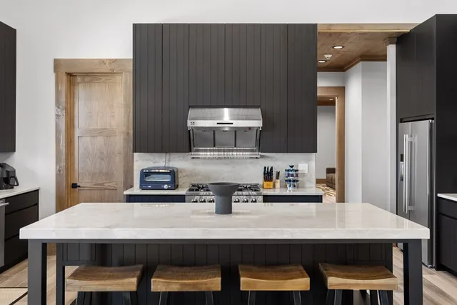 $2,250,000 | 84 Bravo Way, Talking Rock, GA 30175