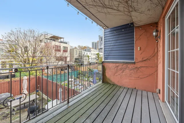 $675,000 | 175 12th Street, Unit 2B | Gowanus