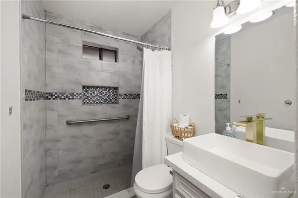 $180,000 | 2706 Bronco Street, Roma, TX 78584