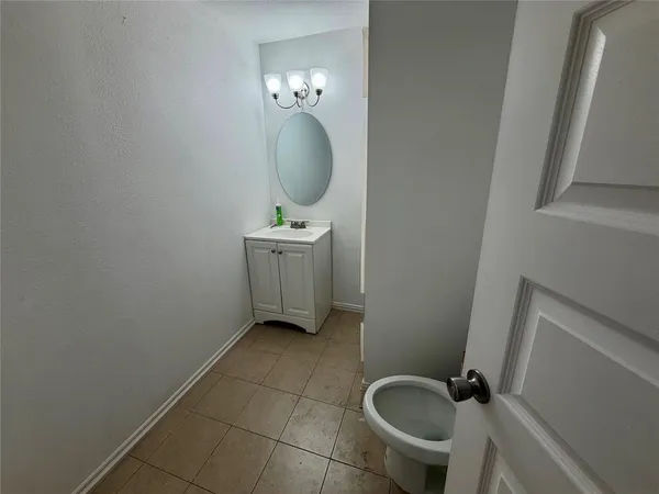 $1,650 | 2303 Deer Path Drive, Dallas, TX 75216