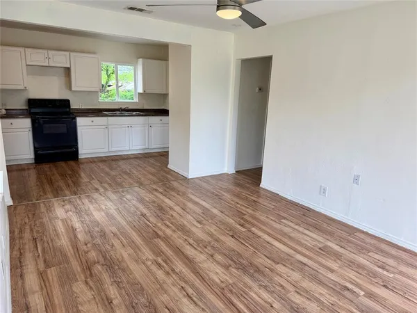 $1,650 | 2303 Deer Path Drive, Dallas, TX 75216