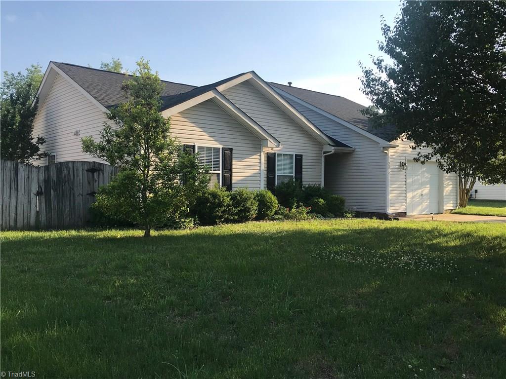 3972 Sorrell Court High Point, NC 27265 - Photo 1 of 18 Gallery Image 1