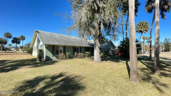 $2,200 | 524 Pelican Bay Drive, Daytona Beach, FL 32119