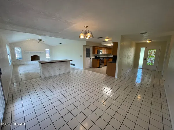 $2,200 | 524 Pelican Bay Drive, Daytona Beach, FL 32119